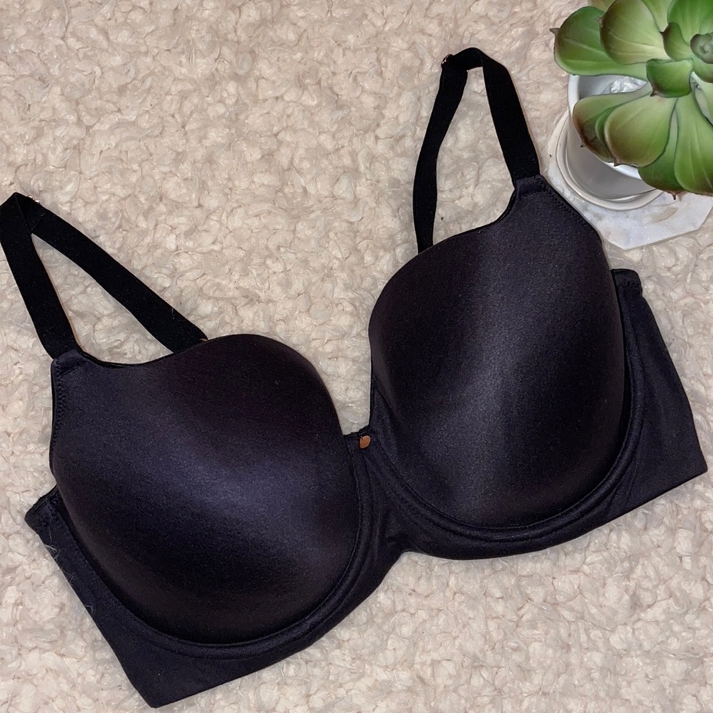 Women’s Figleaves Black Plunge Bra